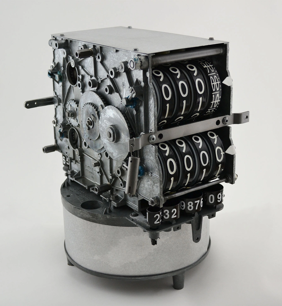 VR-10 MECHANICAL COMPUTER, Fits Bennett