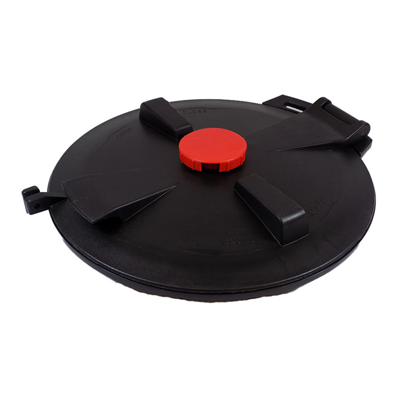 18 in. Hinged Polypropylene Lid with Vent Image