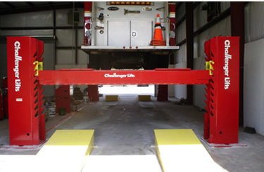 Four Post Heavy Duty Commercial Truck Lifts