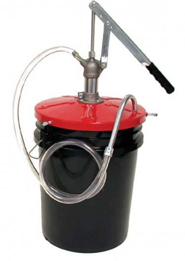 Portable Lever Style Oil Pump Image