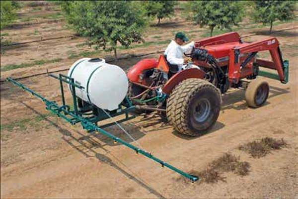 110 Gallon Tank 3-Point Sprayer Image