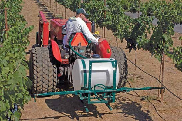55 Gallon Tank 3-Point Sprayer Image