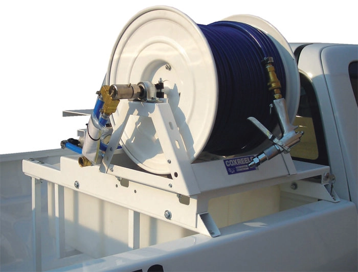 25 Gallon Crossover Pest Control Sprayer Image