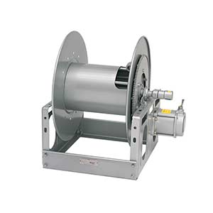 1 in. Inlet/Outlet, without Hose, 300ft. Hose Capacity, 2000 psi., 1 in. Hose I.D.
