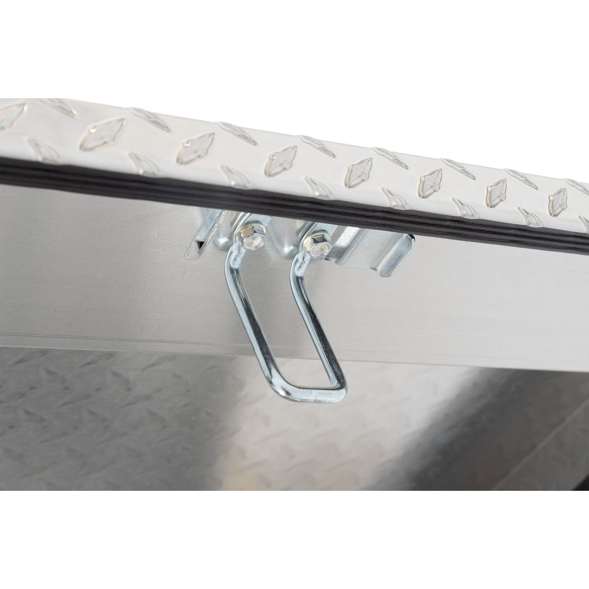 Full-Size Extra Wide 71.5L X 28.25W X 18.5H Cross Truck Box