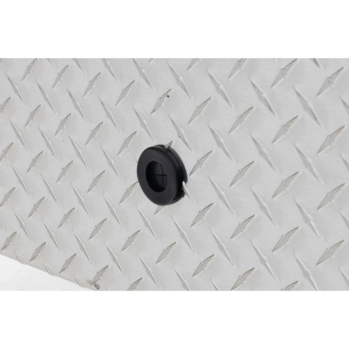 Full-Size Standard 71.5L X 20.75W X 18.5H Cross Truck Box